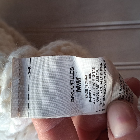 The North Face Girls Medium Cable Knit Cream Wool Blend Fleece Inside Winter Hat - Picture 3 of 6